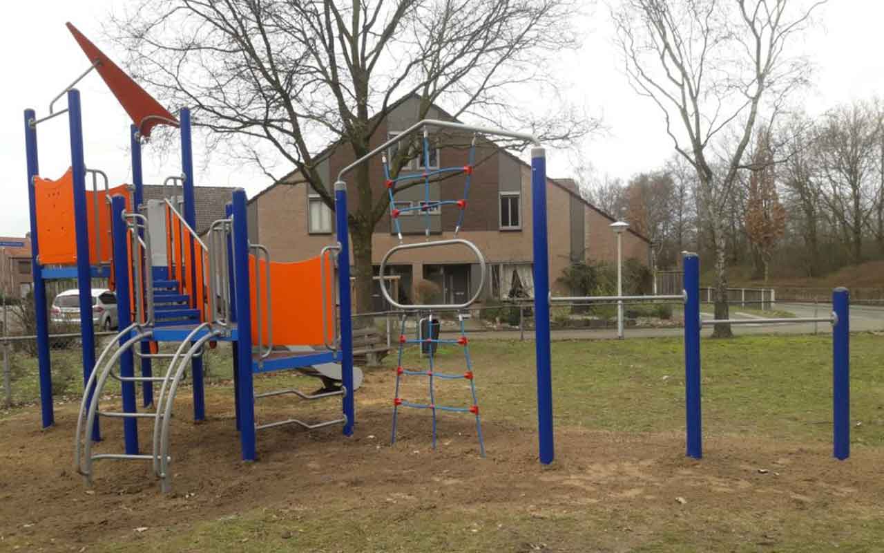 PLAYGROUND 8041 - PLAYGROUND 8041 - GIOCHI IN ACCIAIO