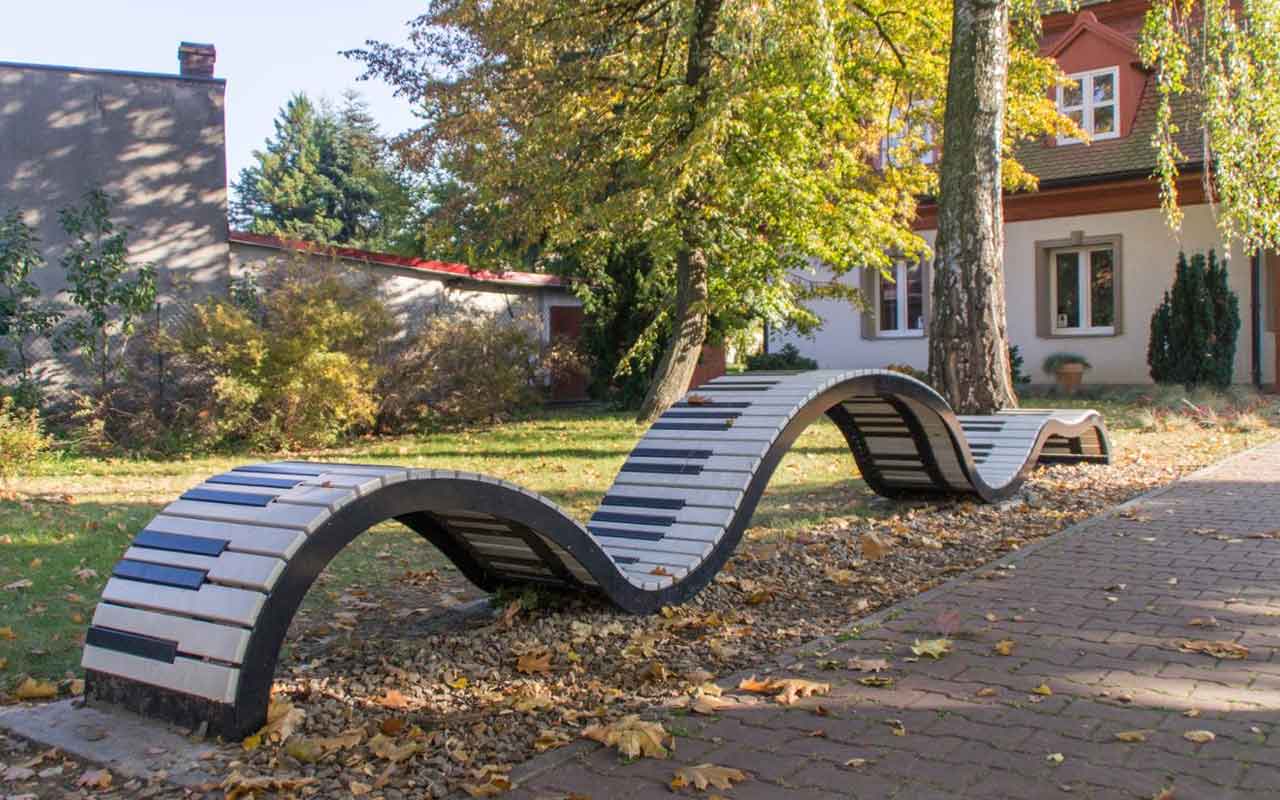 PIANO - PIANO - PANCHINE ARREDO URBANO