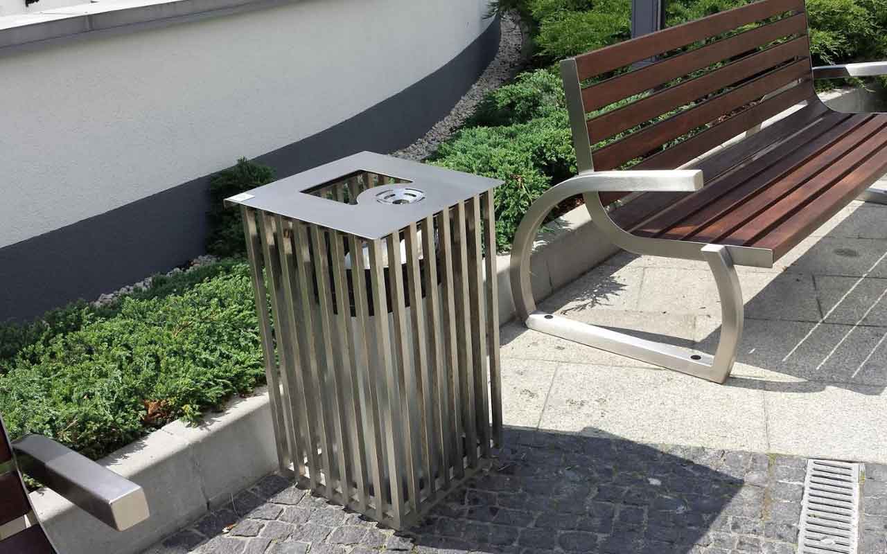 SQUARE - SQUARE - PORTARIFIUTI DA ESTERNO