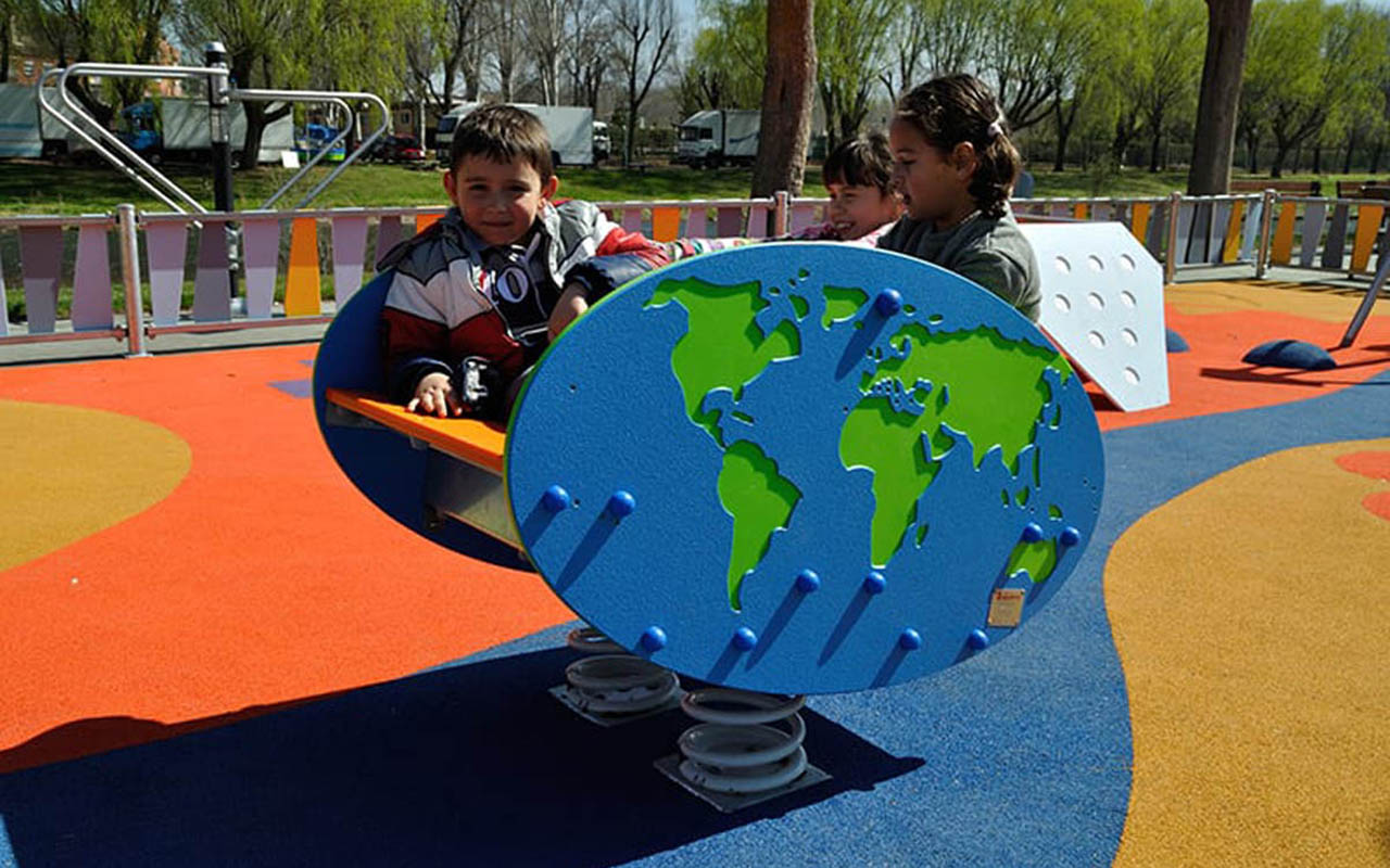 THE WORLD - THE WORLD - GIOCHI A MOLLA