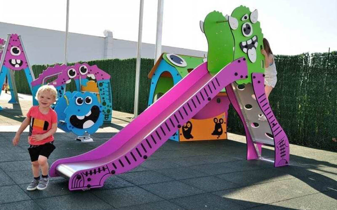 SPOOKY STICKY SLIDE - SPOOKY STICKY SLIDE - SCIVOLI
