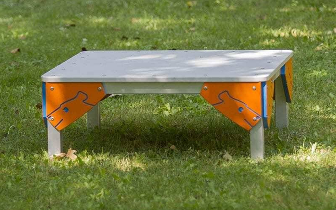 TABLE - TABLE - AGILITY DOG